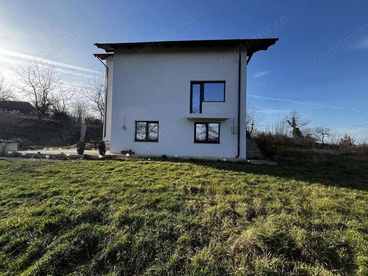 Vila 234 mp, 5 Dormit. Renovata 2019, 20 km BM, Terasa, Teren Extensibil. - 13