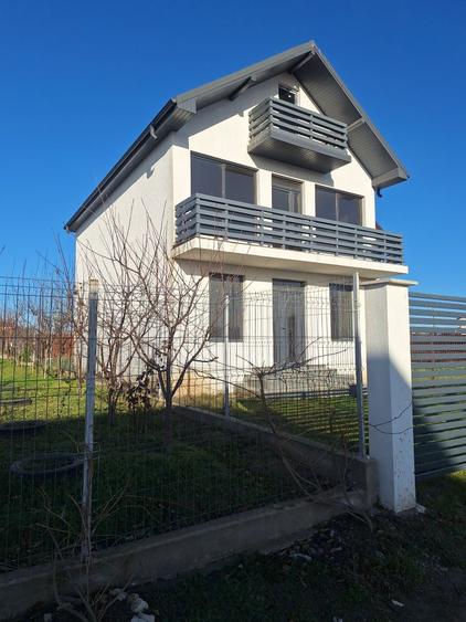 Vila de vanzare P+1+M mangalia - 2