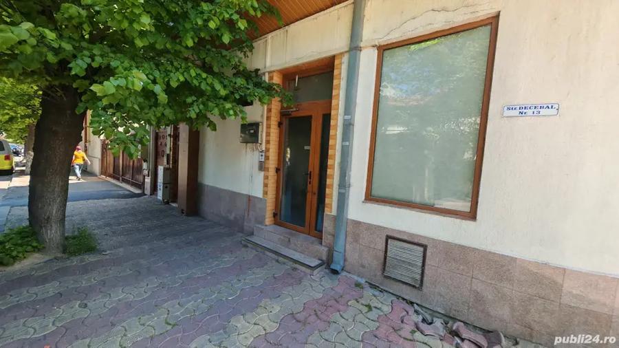 spa?iu comercial - 6