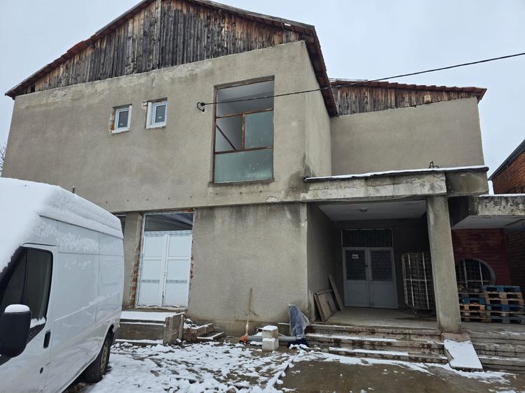 Clădire birouri P+1 de vânzare – Zona Industrială Abator Schela - 1