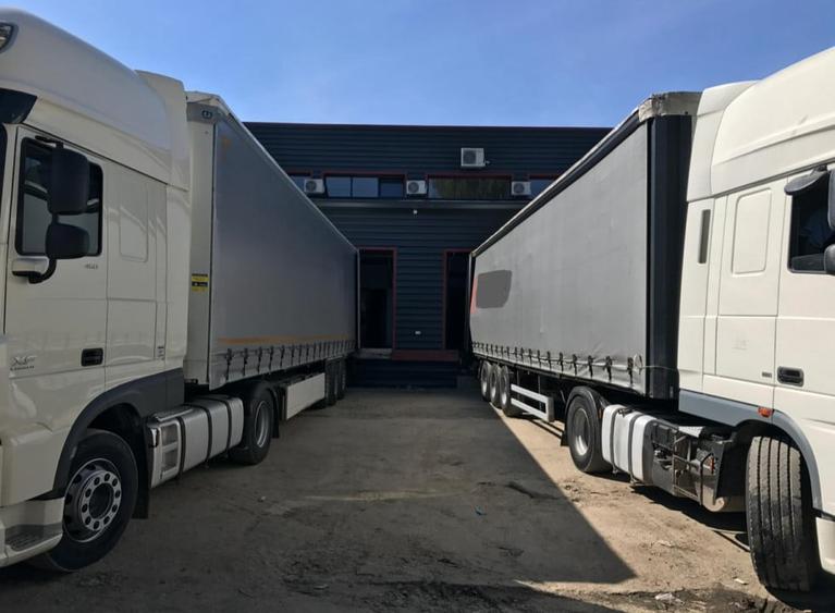 Hala Frigorifica de 979 mp, cu 500 mp de teren in Baci, cu predare chiriasi - 1