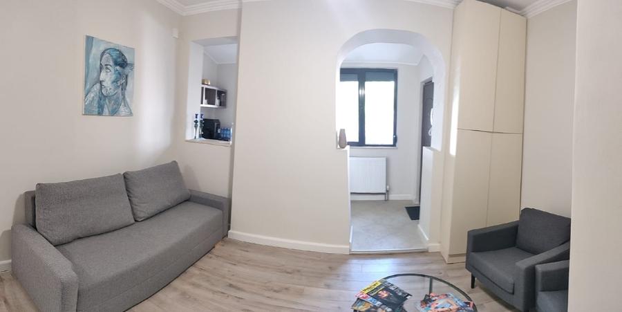 Spatiu birouri centru, langa Primarie - 1