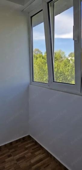 Garsoniera spatioasa, 35 mp, loc de parcare, zona Titan - 9