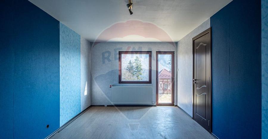 VILA! Investitie - pretabil pensiune SINAIA- zona aprecia... - 2