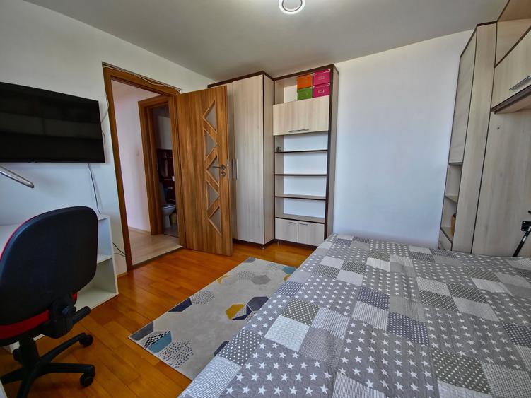 Vedere la mare Faleza Nord 3 camere mobilat utilat loc de parcare termen lung - 11