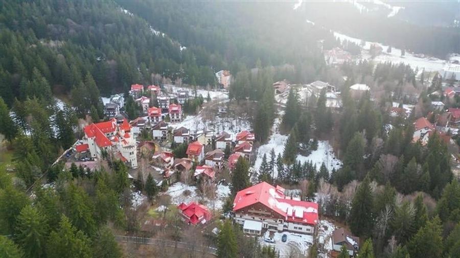 FILM! Rezidenta montana,decor apreciabil, pod mansardabil,garaj propriu,Central - 29