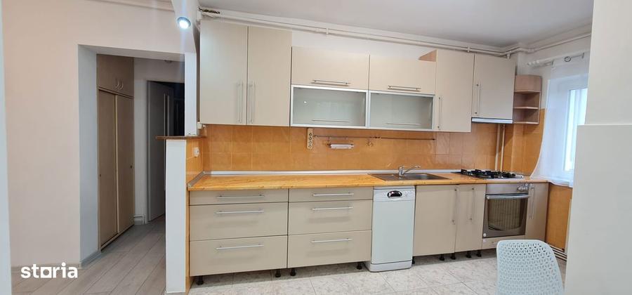 Inchiriez apartament de 2 camere +birou situat la vila in Valea Aurie - 12