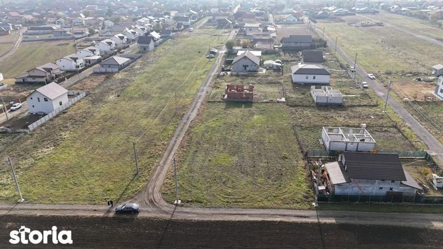 Vand Lot teren - 500 mp cu utilitati - 1