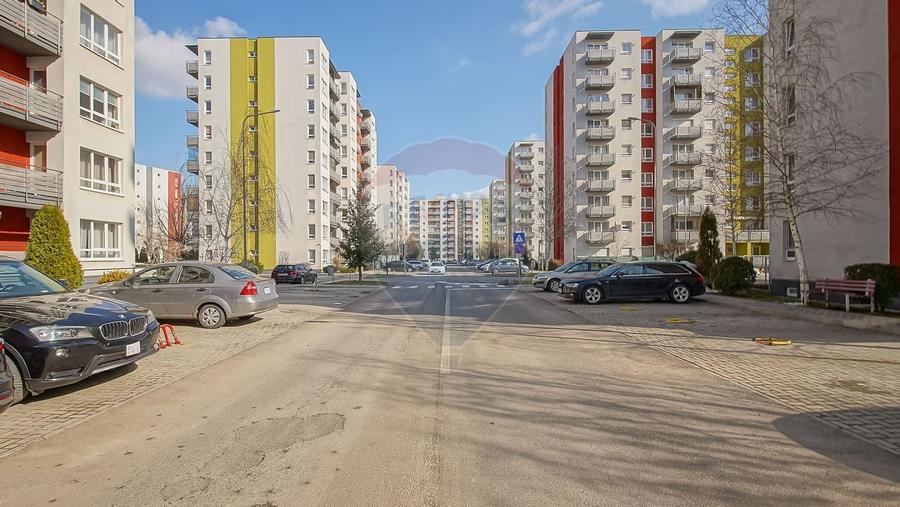 Apartament de 3 camere | Decomandat | Avantgarden |Etaj 2| 0% Comision - 25