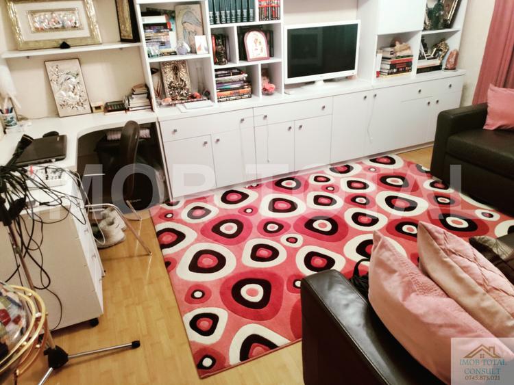 Vila Stefanesti zona Zavoi, partial mobilata. - 5