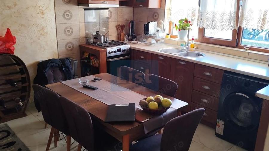 Casa Strejnicu: 150m2, 3 dormitoare, 2 bai, 2 garaje - 15