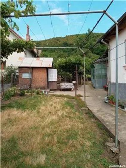 De vinzare casa cu teren in com.Bujoreni - 4