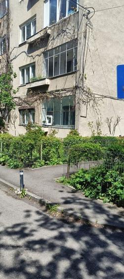 Vand apartament 38mp, Etaj 1, 2 camere decomandat, zona Aleea Micus - 7