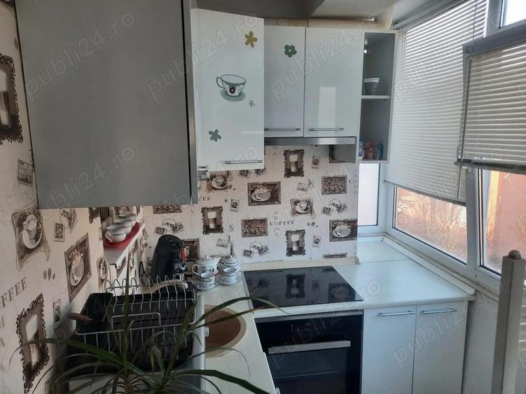 vand apartament 3 camere zona Sub Cetate - Poligon Flore?ti - Cluj - 2