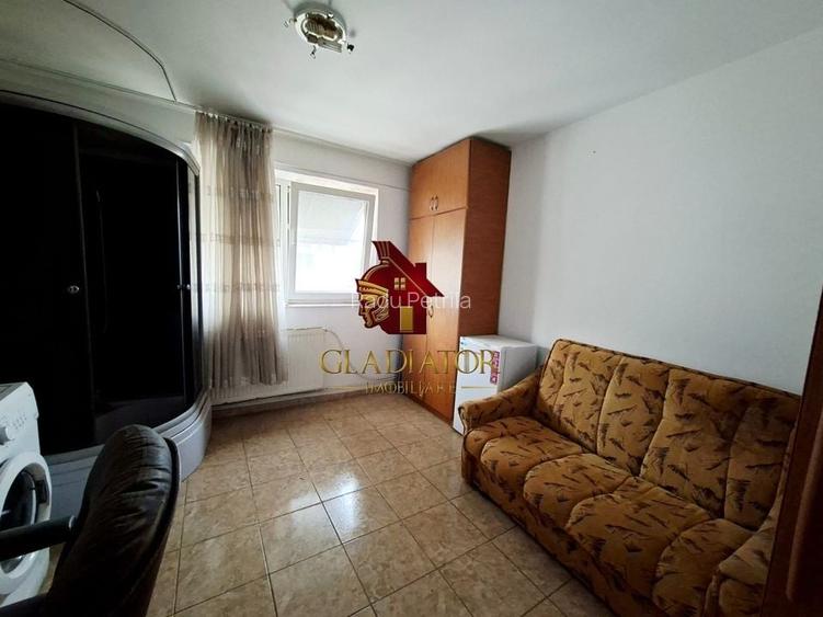 Camera de camin tip garsoniera Frumoasa Poitiers 16.2 mp, disponibila