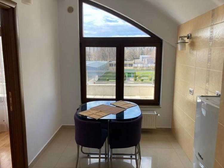 Particular inchiriez apartament lux zona centrala - 5