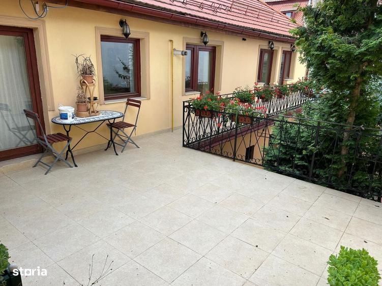 Casa de vis in inima Brasovului - 5