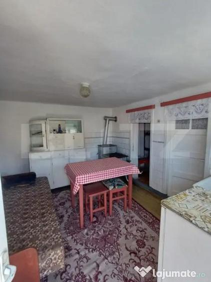 Casa de vanzare, cu 3 camere, 85 mp, 151 mp teren, zona cent - 6