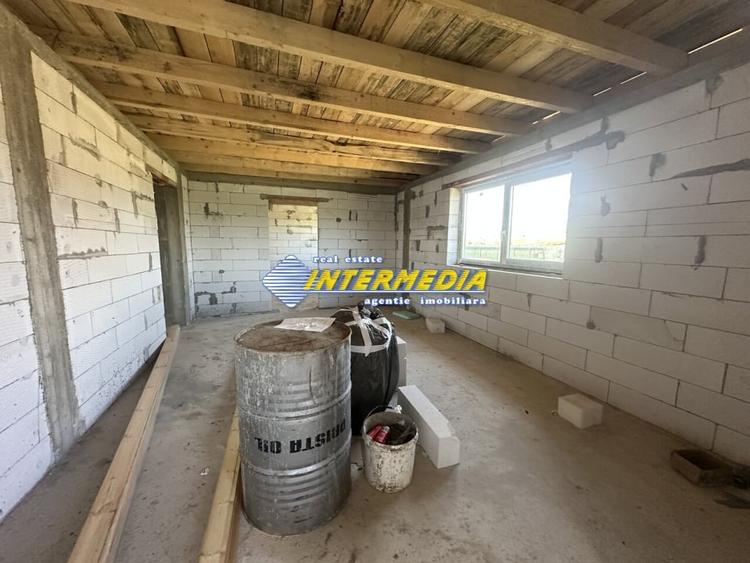 Casa in Rosu Teren 570 mp sau 1134 mp Terasa mare imprejmuit Barabant Alba - 15