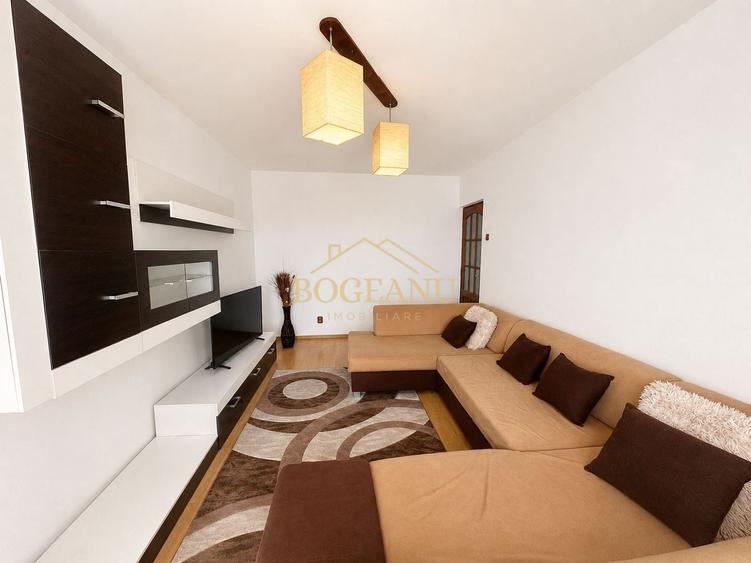 Apartament cu 3 camere decomandat, mobilat în Torontalului