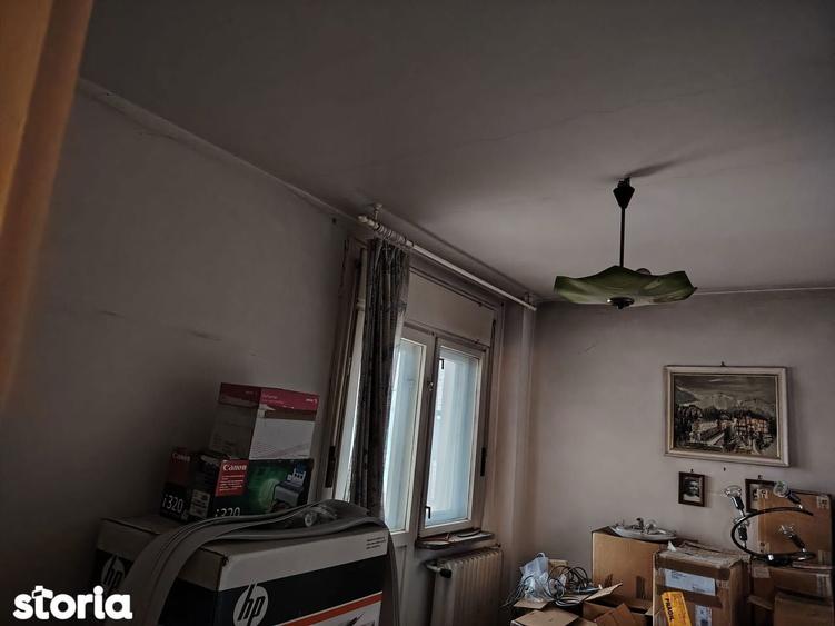 Apartament cu 3 camere în Calea București