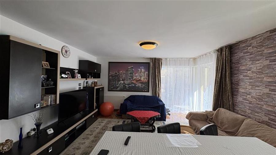 Apartament cu 2 camere circular, mobilat în Florești