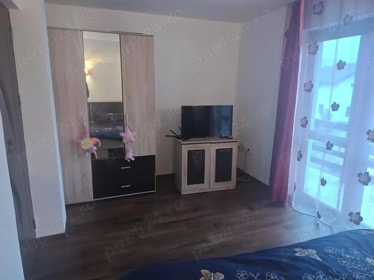 Casă cu 5 camere în Jiblea Veche