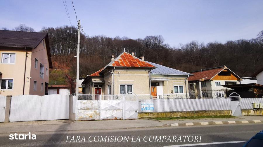 Casă cu 3 camere cu Teren 2013 Mp în Central