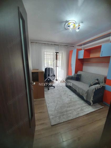 Apartament cu 3 camere decomandat în Faleza Nord