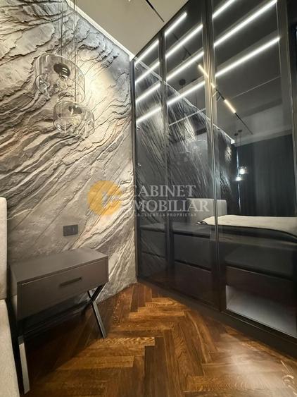 Penthouse cu 3 camere decomandat, mobilat în Tătărași