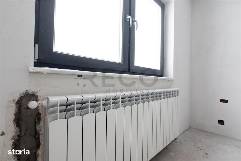 Casă cu 4 camere cu Teren 1000 Mp în Livada de Bihor
