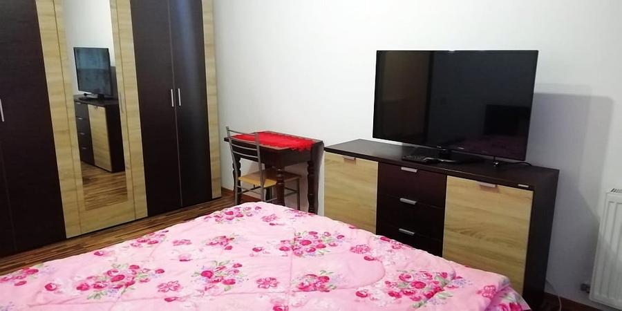 Apartament cu 3 camere decomandat, mobilat în Florești — fotografia 3