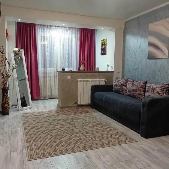 Apartament cu 2 camere decomandat în Micro 16