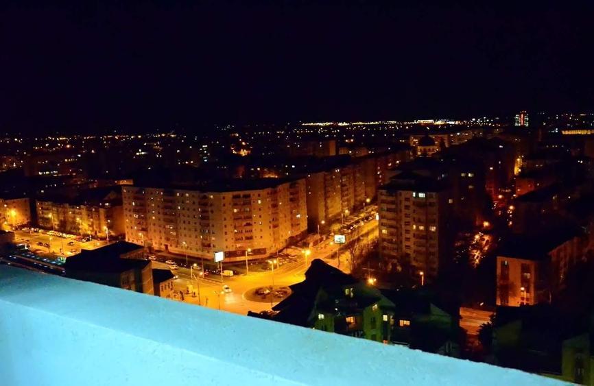 Penthouse cu 3 camere decomandat în Hipodrom 3