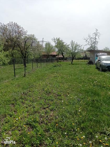 Teren de 718 mp, în Brebu