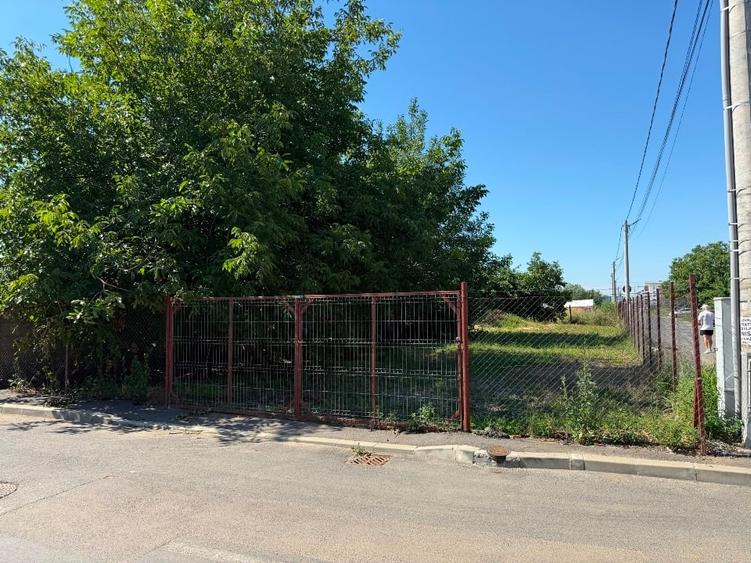 Teren Construcții intravilan de 600 mp, în Central