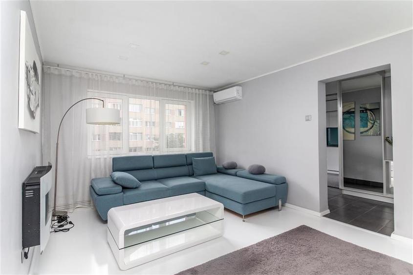 Apartament cu 3 camere semidecomandat, mobilat în Grigorescu