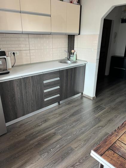 Apartament cu 2 camere decomandat în Sud