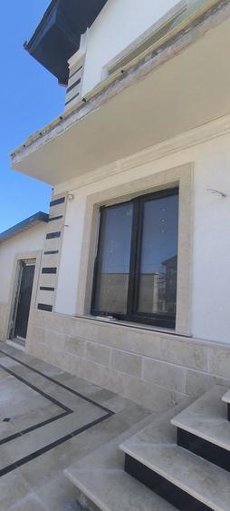 Casă cu Teren 420 Mp în Central