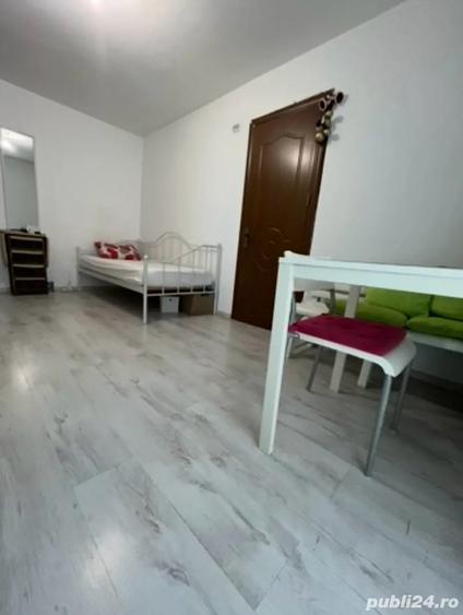 Direct propietar vand apartament doua camere zona Cire?ica - 5