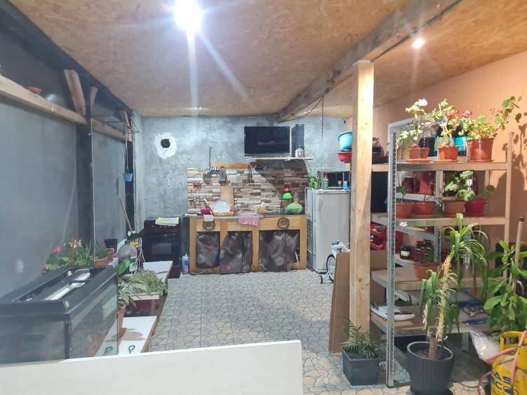 Vand casa ciocarlia de jos - 1