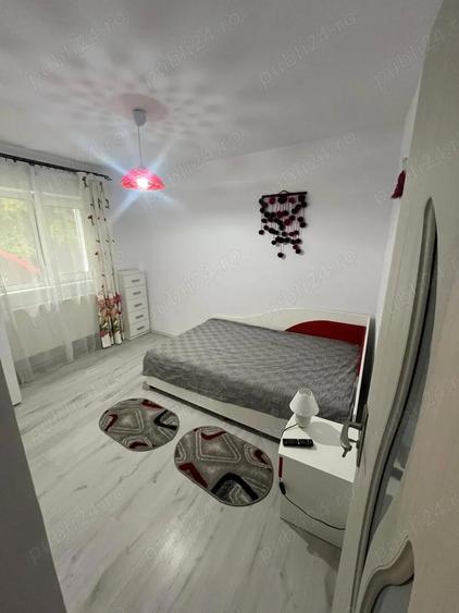 Vand apartament 3 camere spa?ios in Slanic Moldova la poala muntelui - 5