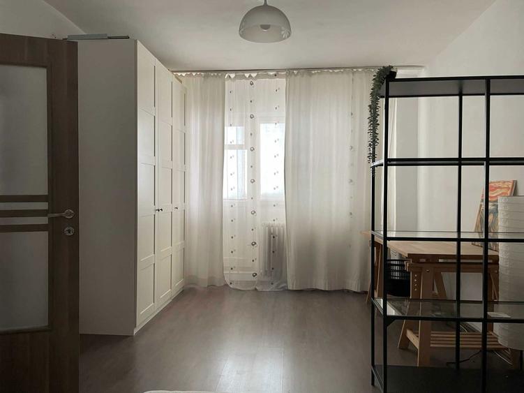 Proprietar, 2 camere, decomandat, 5'metrou Grigorescu, 10'parc, balcon - 1