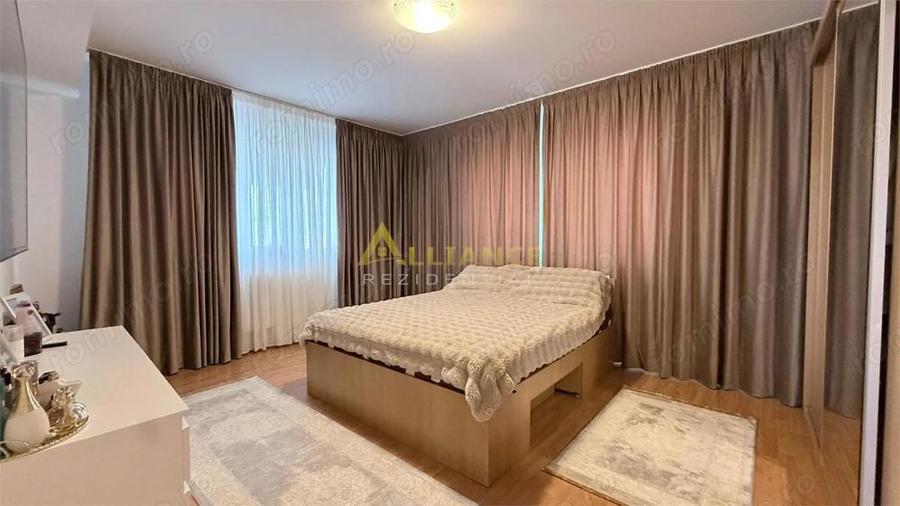 Casa Individuala - 5 camere - 3 bai - 450mp teren - 3