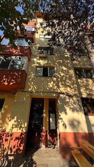 Apartament 2 camere , centrala proprie , zona Girocului - 10