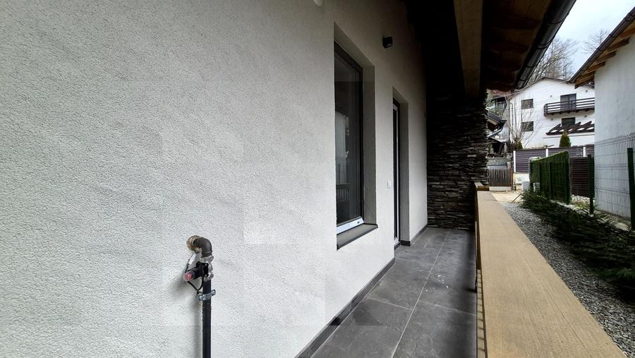 Apartament cu 2 camere 48,90 mp + 21,90 mp terasele + loc de parcare - Busteni - 16