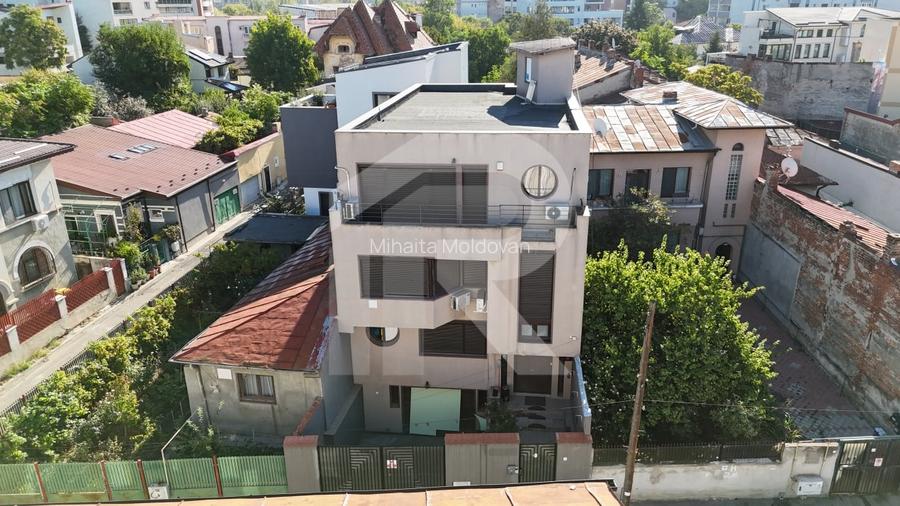 Vila situata in inima Bucurestiului - langa JW Marriott, Casa Poporului si Cated