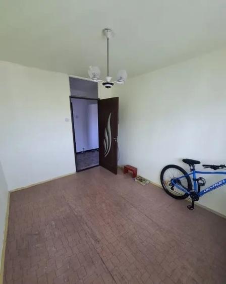Apartament cu 3 camere decomandat în Centrul Civic
