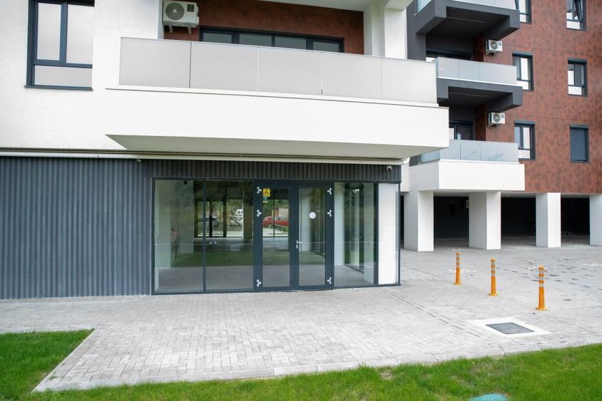 Spatiu comercial la parter de vanzare/inchiriat - VESTA RESIDENCE zona LIPOVEI - 5