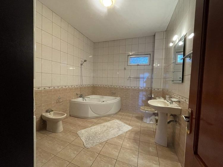 3 cam, 160mp,et.1,bloc privat, ultracentral - 6